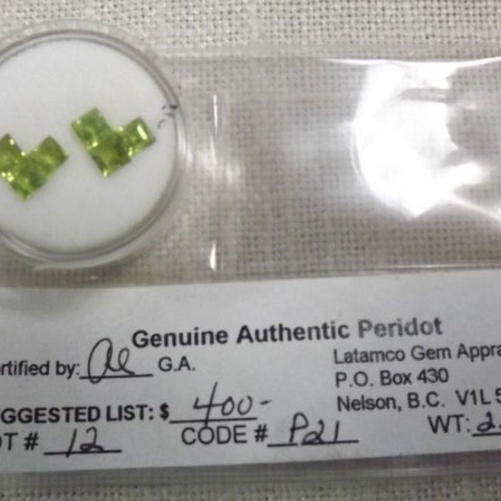 6 Genuine Authentic Peridot Squares 2.20 ct. - Picture 4 of 5